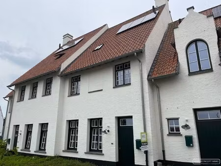 ruime nieuwbouwwoning te huur in centrum otegem