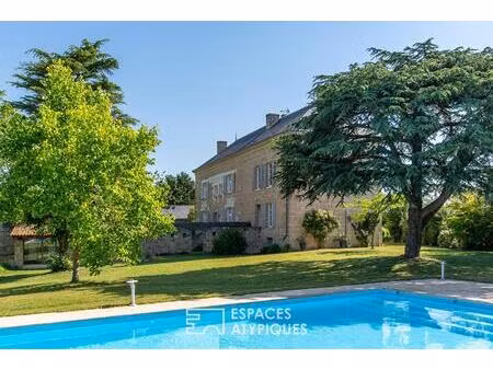 propriété d'exception entre patrimoine ancien et confort contemporain