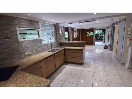 location appartement 3 pièces 66m²