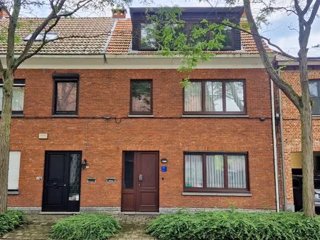 huis te koop in brasschaat met 3 slaapkamers