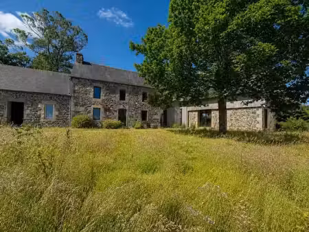 vente propriété 7 pièces 184 m² à gurunhuel (22390)  364 000 €