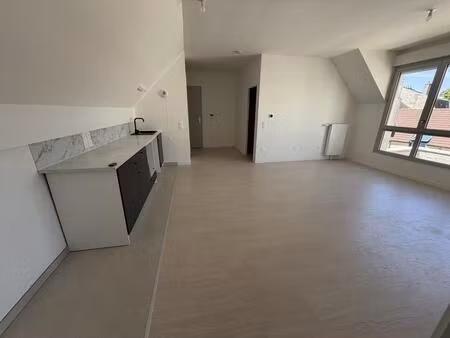 location appartement 4 pièces 70m² mantes la jolie 78200