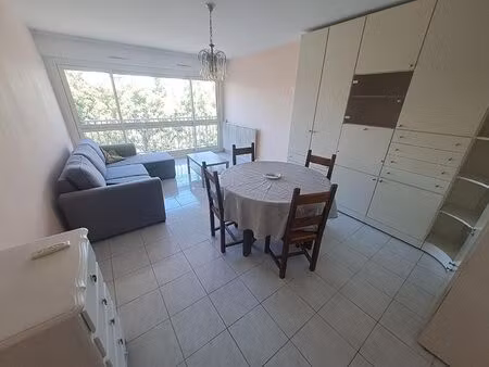 location appartement 3 pièces  66.18m²  nantes