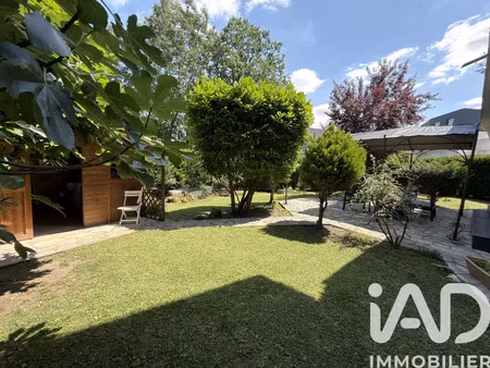 appartement à coubron (93470)