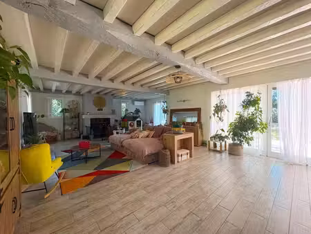 maison à vendre 6 pièces 235m2 avec dépendance proche mont-de-marsan (40)