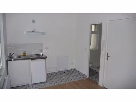 location appartement 1 pièce  14.30m²  lamotte