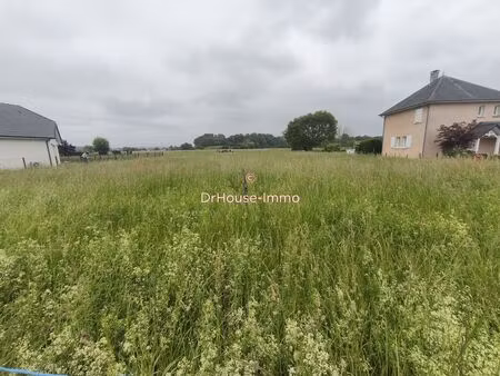 terrain plat  constructible et viabilisé