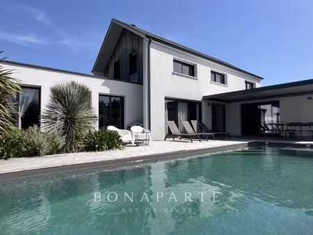villa contemporaine 2020 – 5 chambres – piscine chauffée au sel – coteaux limite bizanos –