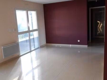 location appartement 3 pièces 54m² st nazaire 44600