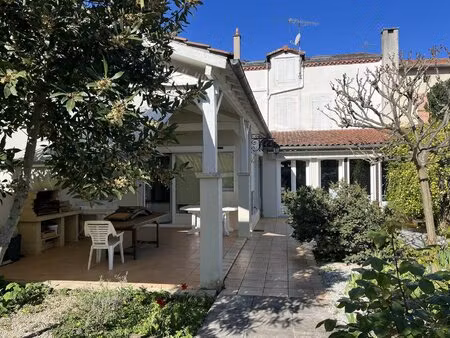 maison bourgeoise