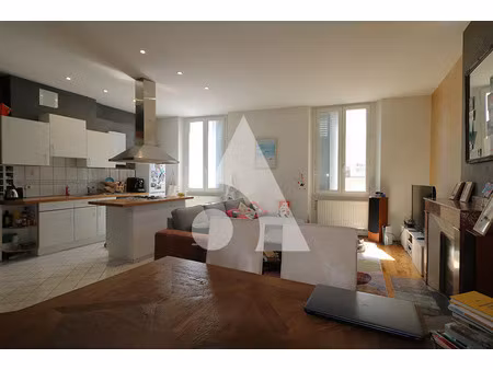 vente appartement 3 pièces 78m2 tarbes 65000 - 134375 € - surface privée
