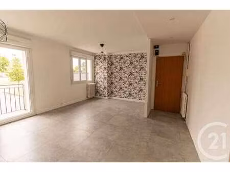 vente appartement 5 pièces à laval (53000) : à vendre 5 pièces / 85m² laval