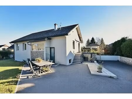 cessy (01) maison à vendre 6 pièces 181 m² - terrain 980 m² - quartier résidentiel -