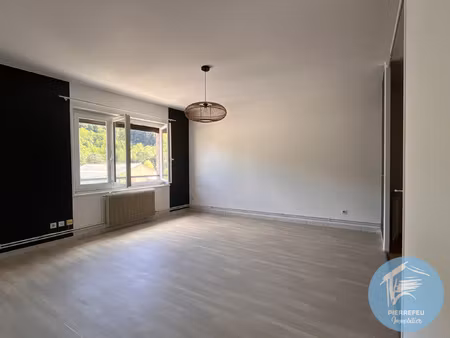 grand t3 en duplex avec ascenseur