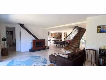 propriété condat-sur-trincou (24)