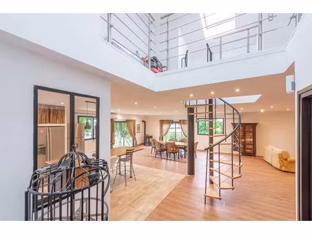 vente maison 7 pièces 320 m² saint-cyr-sur-morin (77750)