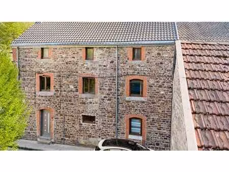 corps de ferme rénové avec 4 chambres