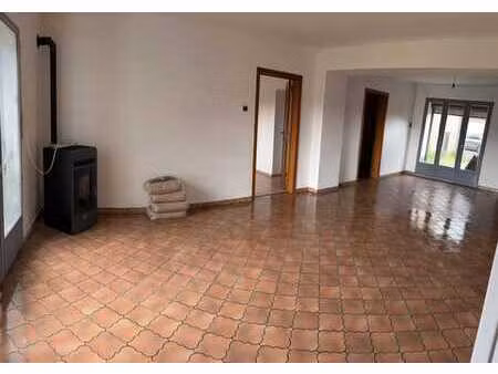 maison 4 ch. à louer à bernissart (250m²)