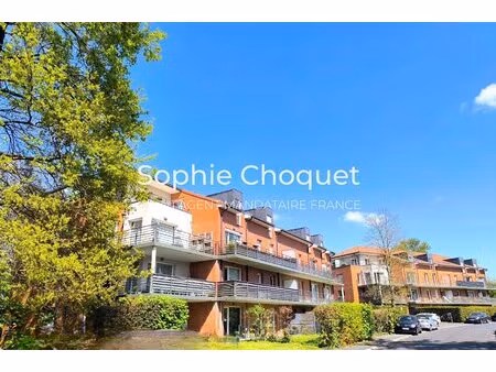 exclusivité - idéal investisseur - t2 avec jardin privatif de 75 m²  parking et résidence 