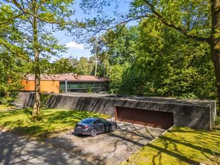 une architecture d’exception en bordure de golf