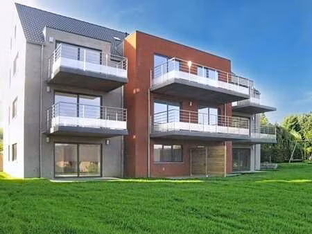 superbe appartement 2 chambres avec terrasse et vue dégagée