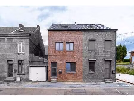 maison 3 façades en excellent état !