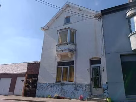 très belle maison trois façades!!!