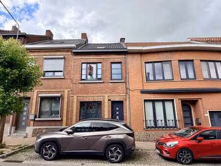 maison rénovée 3 chambres et jardin