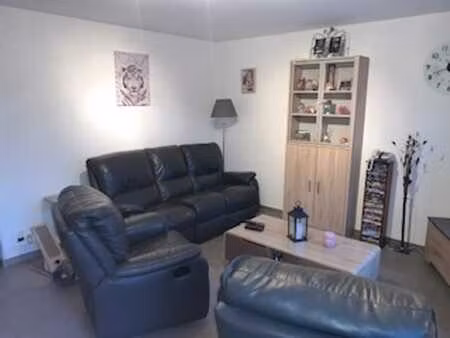 appartement 2 ch. à louer  thuin  epc c