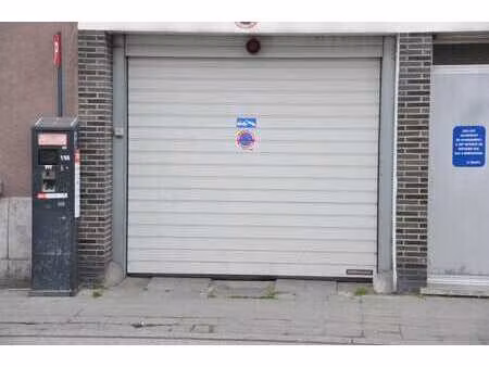 garage à louer à marcinelle