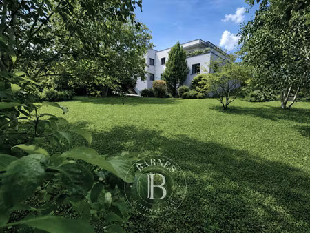 maison de luxe à vendre à royat