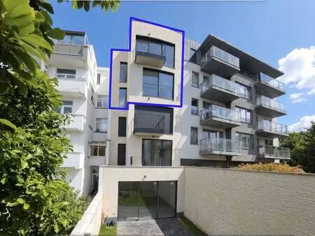 splendide penthouse duplex 3ch -bur - terrasses