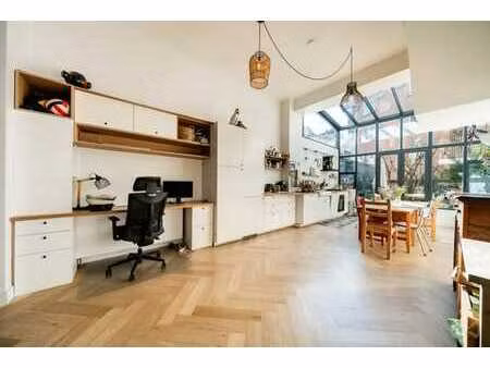 superbe maison unifamiliale 5 chambres  3 salles de bains et