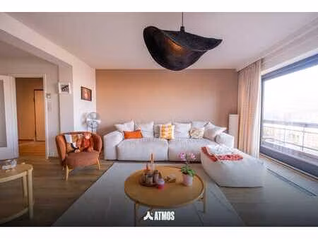 magnifique appartement 3ch de 131m2 rénovée avec gout :