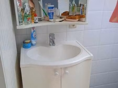 appartement 1 chambre à saint-gilles  lumineux