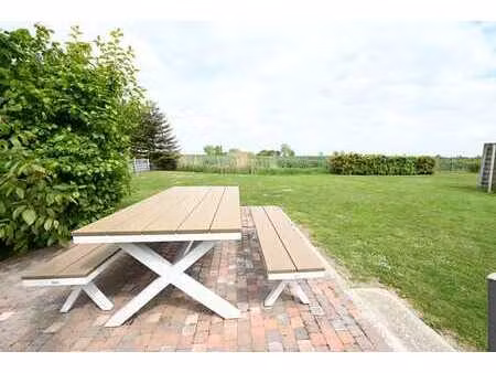 verzorgde woning met sublieme tuin met landelijk uitzicht!