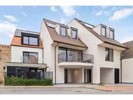 maison neuve prête à emménager et très joliment achevée avec