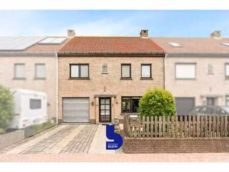 instapklare gezinswoning met ruime tuin en garage
