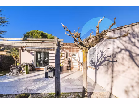 villa t5 de 120 m2 sur 500 m2 de terrain