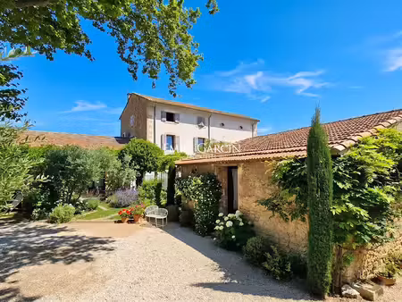 vente maison 14 pièces 850 m² à robion (84440)  1 250 000 €