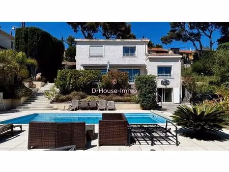 villa t7 avec piscine garage et dépendance