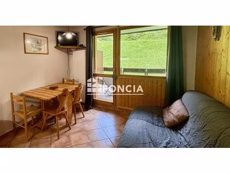 meribel mottaret - studio avec grande terrasse et place de parking privée
