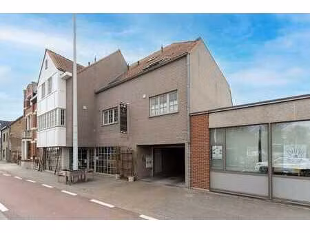 instapklaar duplex appartement met garagebox en ruim zonn...