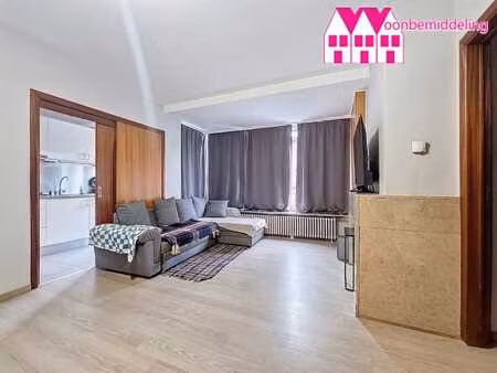 alost : appartement à rénover près du centre-ville.