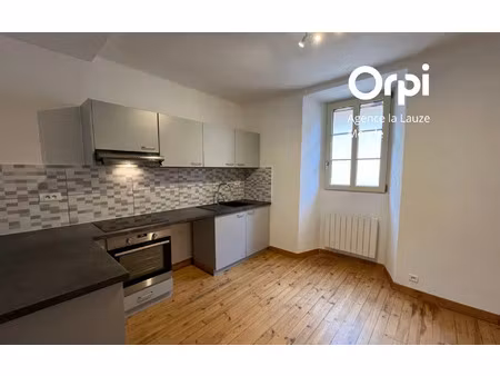 location appartement  69 m² t-3 à mende  690 €