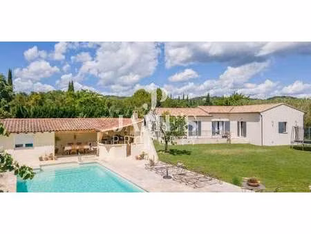 maison avec piscine paradou (13)