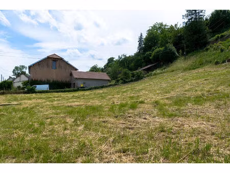 agréable terrain à bâtir