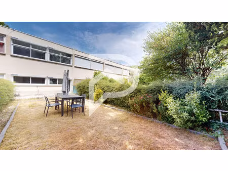 a vendre maison marly le roi de 106 m2 avec 4 chambres  cave et jardin privatif