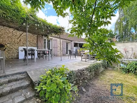maison de charme de 148 m² à méré avec jardin