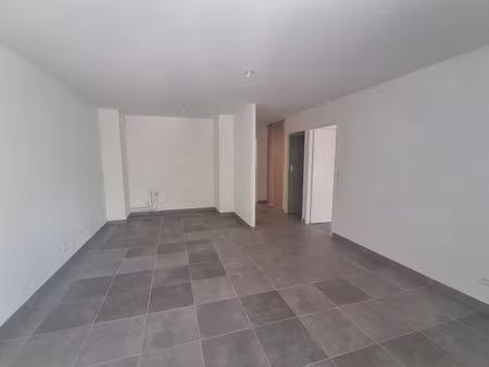 vente appartement 2 pièces 43.5 m² à clermont-l'herault (34800)  149 500 €